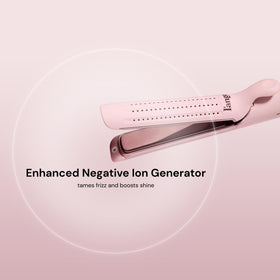 L'ANGE HAIR control panel close-up displaying heat settings for precise temperature control