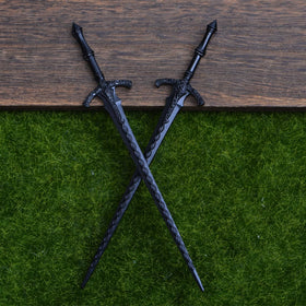 LANGHONG hair stick securing a bun for lasting hold and dramatic look