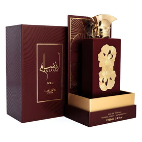 Lattafa Ansaam Gold spray in use on wrist demonstrating application and lasting scent