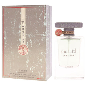Lattafa Atlas atomizer close-up highlighting fine mist for even fragrance dispersal