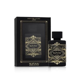 Lattafa Bade'e Al Oud atomizer close-up showing spray for precise application