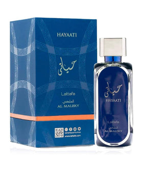 Lattafa Hayaati Al Maleky close-up of woody notes and spices highlighting warm depth