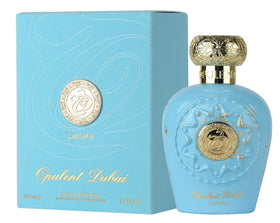 Lattafa Opulent Dubai base note close-up highlighting wood and ambergris depth