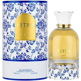 Lattafa Petra close-up of liquid texture highlighting rich gourmand concentration