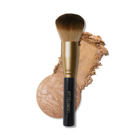 LAURA GELLER brush front view showing full domed head and even coverage benefit