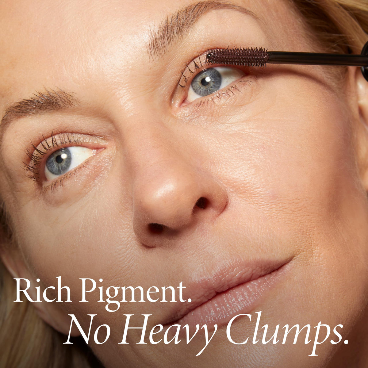 LAURA GELLER NEW YORK woman wearing mascara during daytime activities for all‑day wear