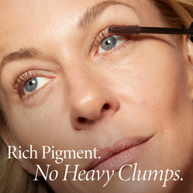 LAURA GELLER NEW YORK woman wearing mascara during daytime activities for all‑day wear