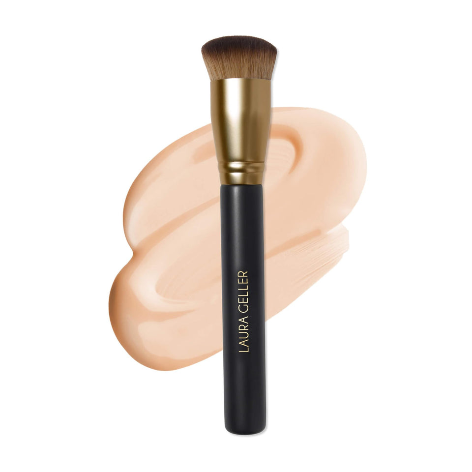 LAURA GELLER NEW YORK brush front view shows compact head and professional finish