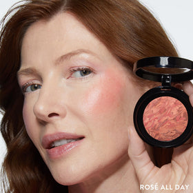 LAURA GELLER swirl detail on pan highlighting Italian craftsmanship