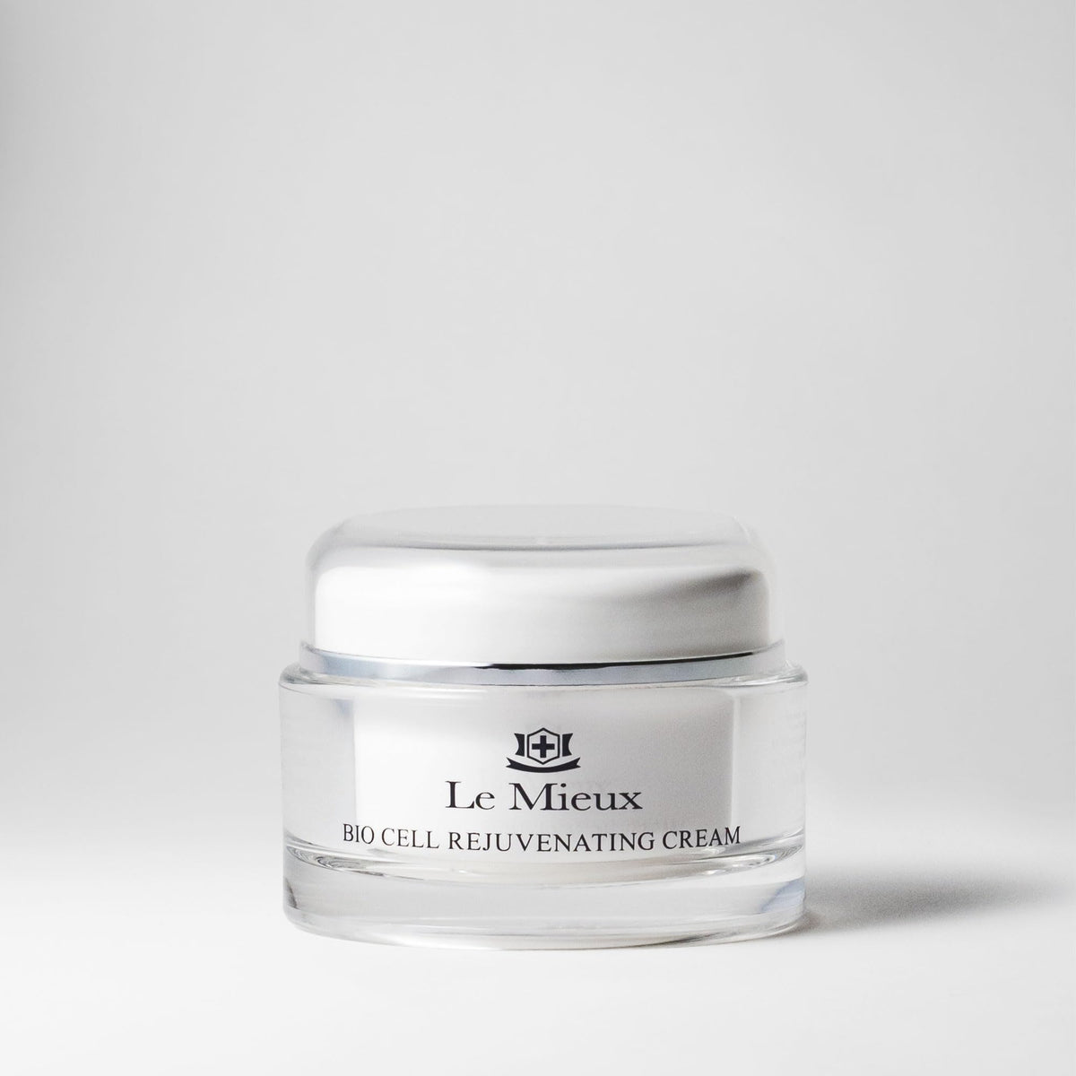Le Mieux open jar revealing silky cream texture for long-lasting hydration