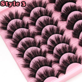 LEAFMOON lashes worn in lifestyle shot showing lifted, cat-eye benefit