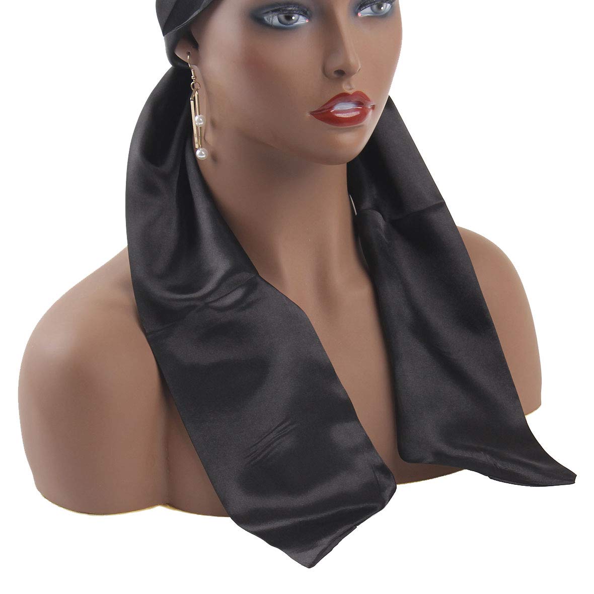 Leeven packaging two scarves folded, ready-to-ship convenience and gift-ready look