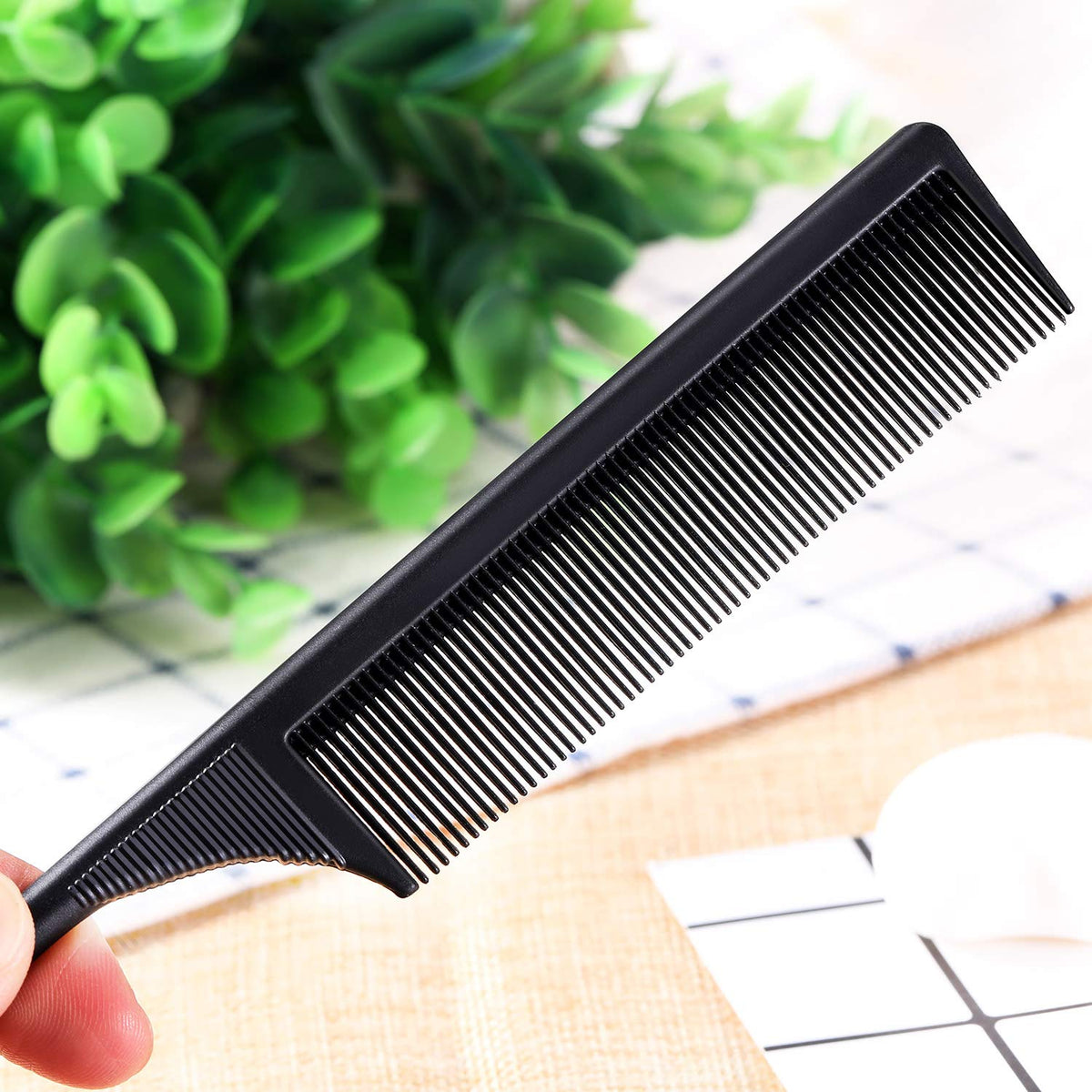 Leinuosen combs on a styling station conveying organized kit and reliable salon performance