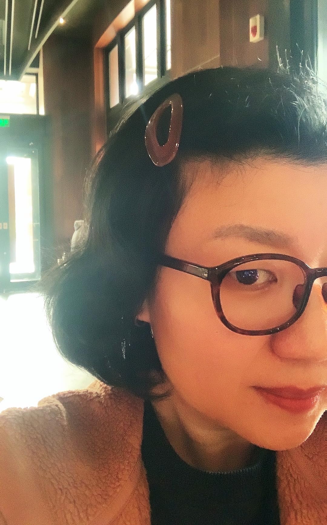 Lemeilleur styled in formal hair for event-ready accessory benefit