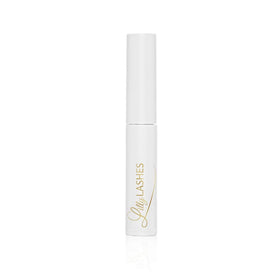 Lilly Lashes on model demonstrating natural seamless lash finish