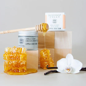 Little Seed Farm ingredient label close-up showing organic, aluminum-free formulation