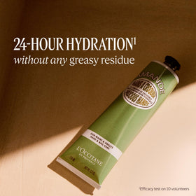 L'OCCITANE almond shower oil texture foaming to illustrate mild cleansing action