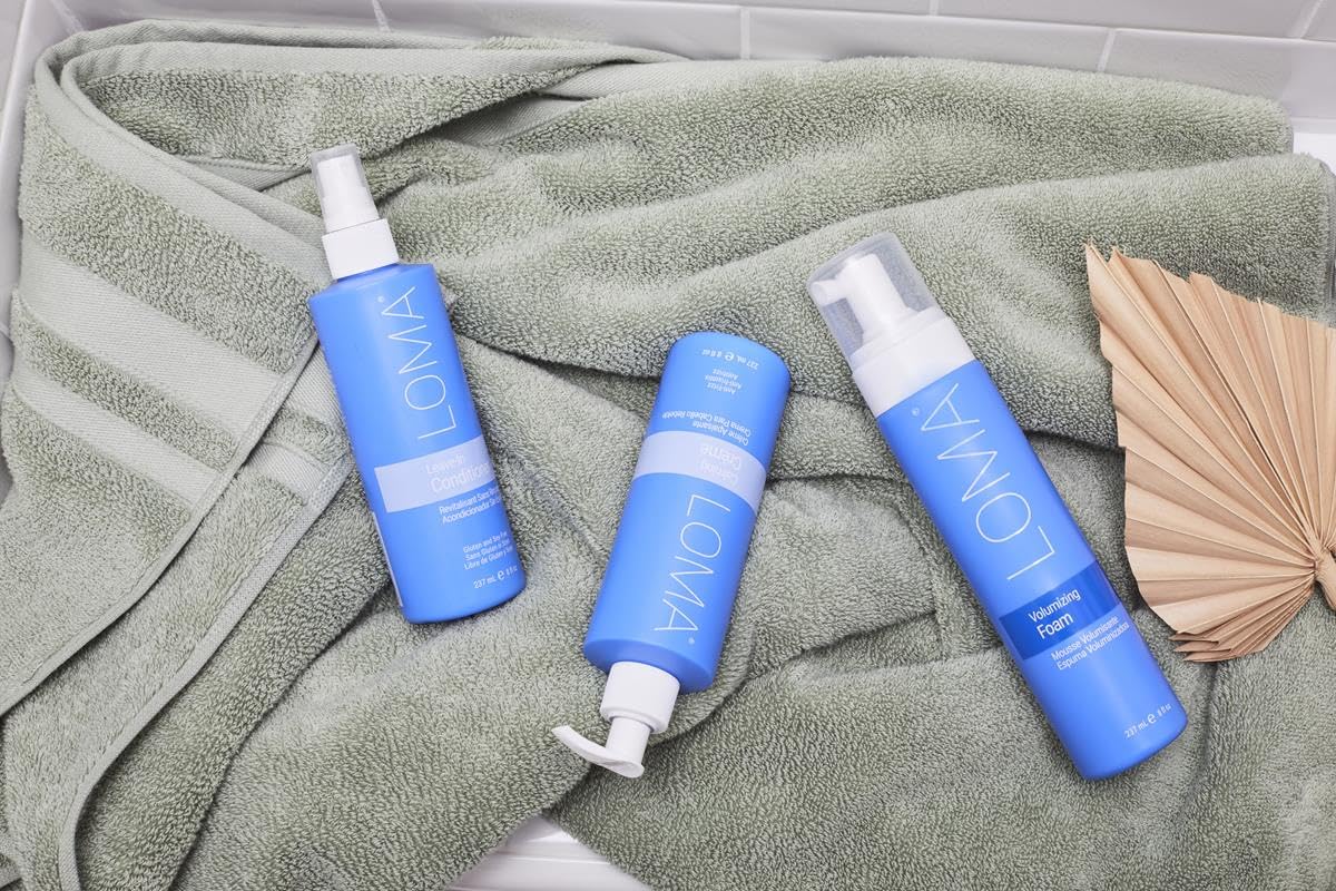 Loma leave-in conditioner styling before and after demonstrating detangling and lift
