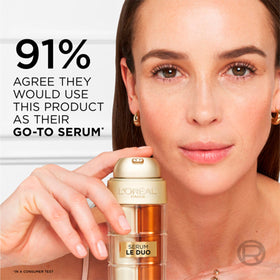L'Oreal Paris close-up of dual chambers highlighting separated collagen-peptide and vitamin phases