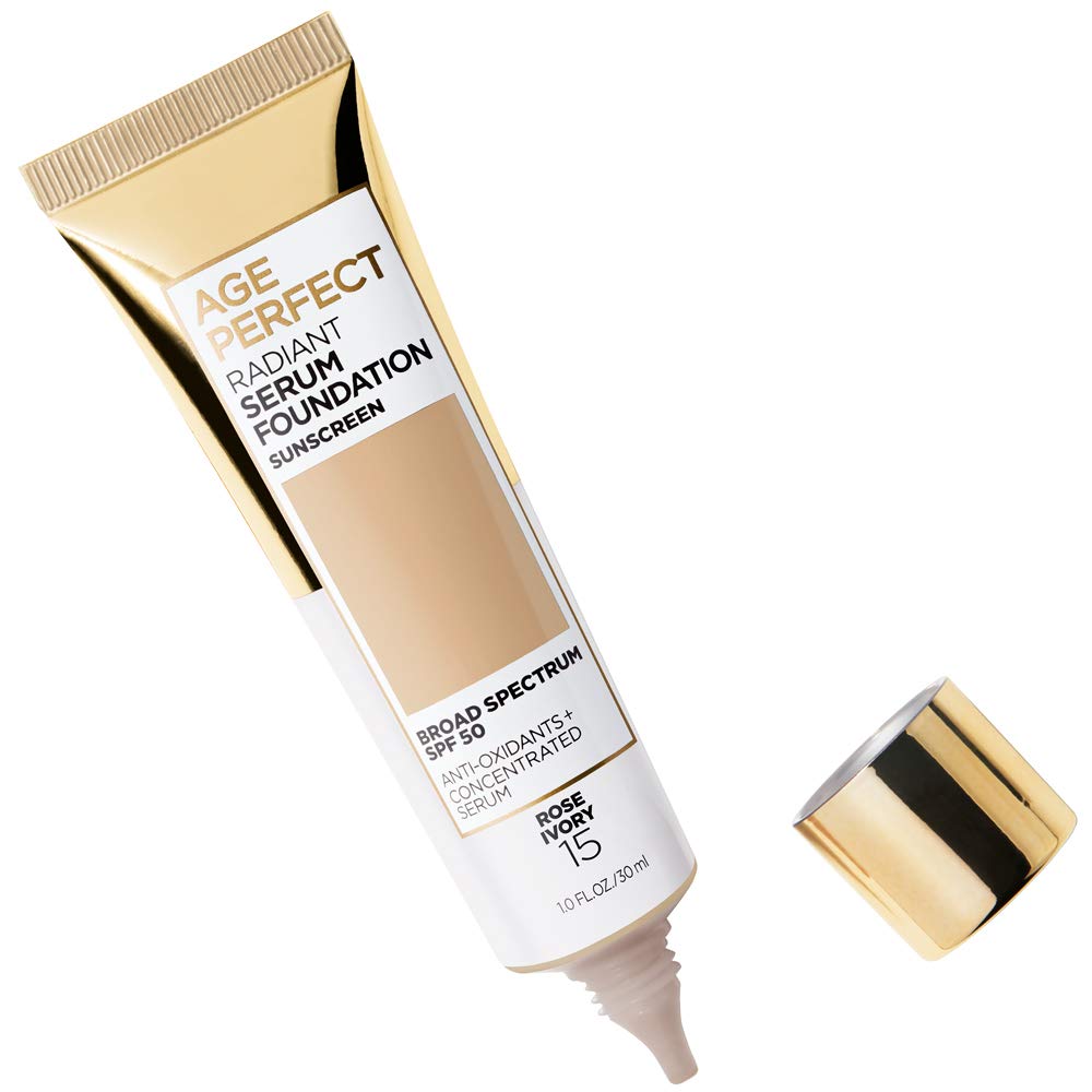 L'Oreal Paris pump dispenser detail for easy precise foundation dosing