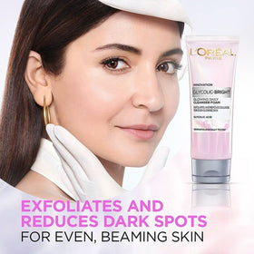 L'Oreal Paris creamy foaming texture close-up illustrating gentle exfoliation