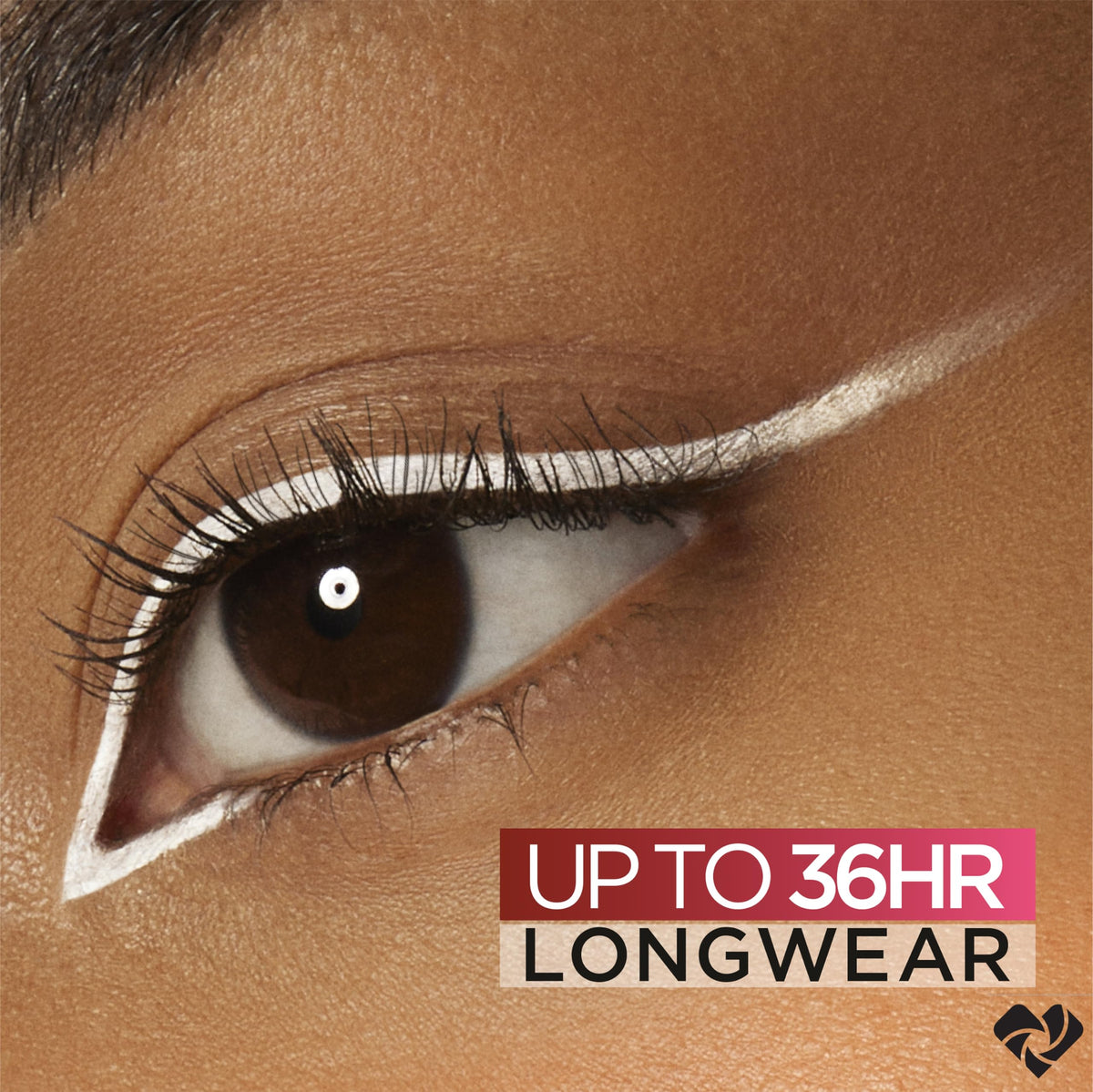 L'Oreal Paris Infallible Grip closeup of pencil tip demonstrating smooth pigment payoff