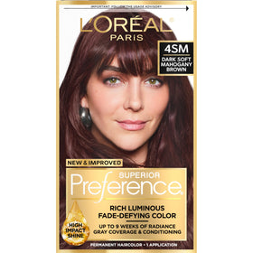 L'Oreal Paris front packaging showing shade 4SM and key benefits