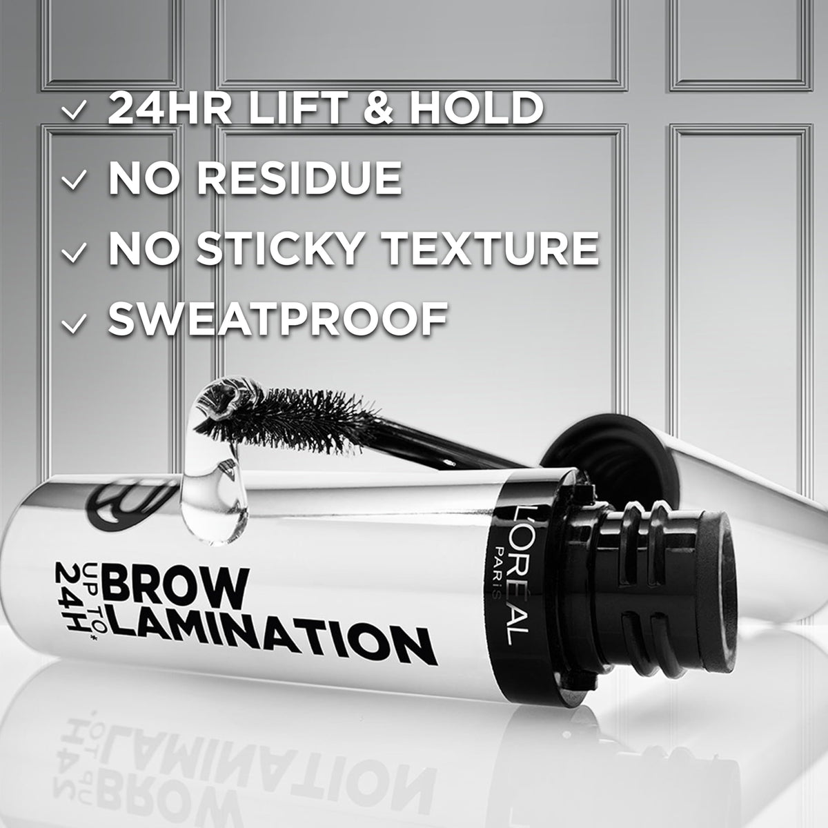 L'Oreal Paris angled applicator close-up for precise brow lifting