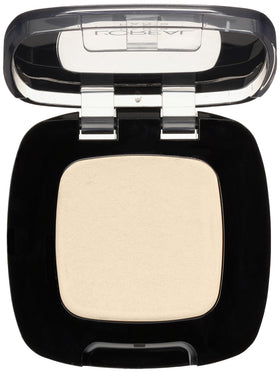 L'Oreal Paris close-up texture of Matte Chill illustrating smooth blendability