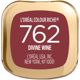 L'Oreal Paris Divine Wine held in hand for scale showing compact size and portability benefit