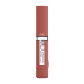 L'Oreal Paris lifestyle image of model wearing shade, long-lasting matte look benefit