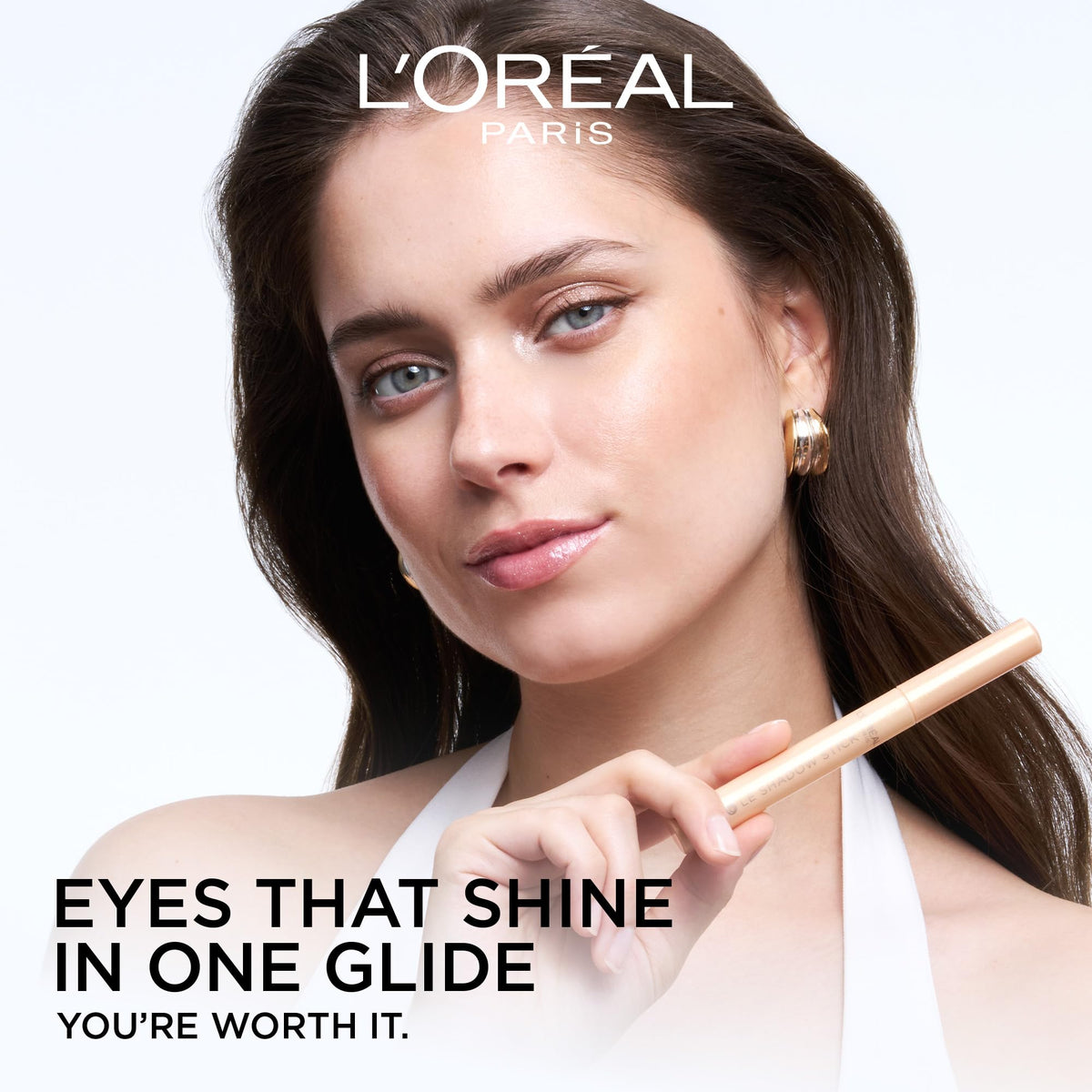L'Oreal Paris stick used in evening look showing peach shimmer for glam benefit