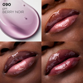L'Oreal Paris cushioned applicator closeup with massage beads for even, gentle application