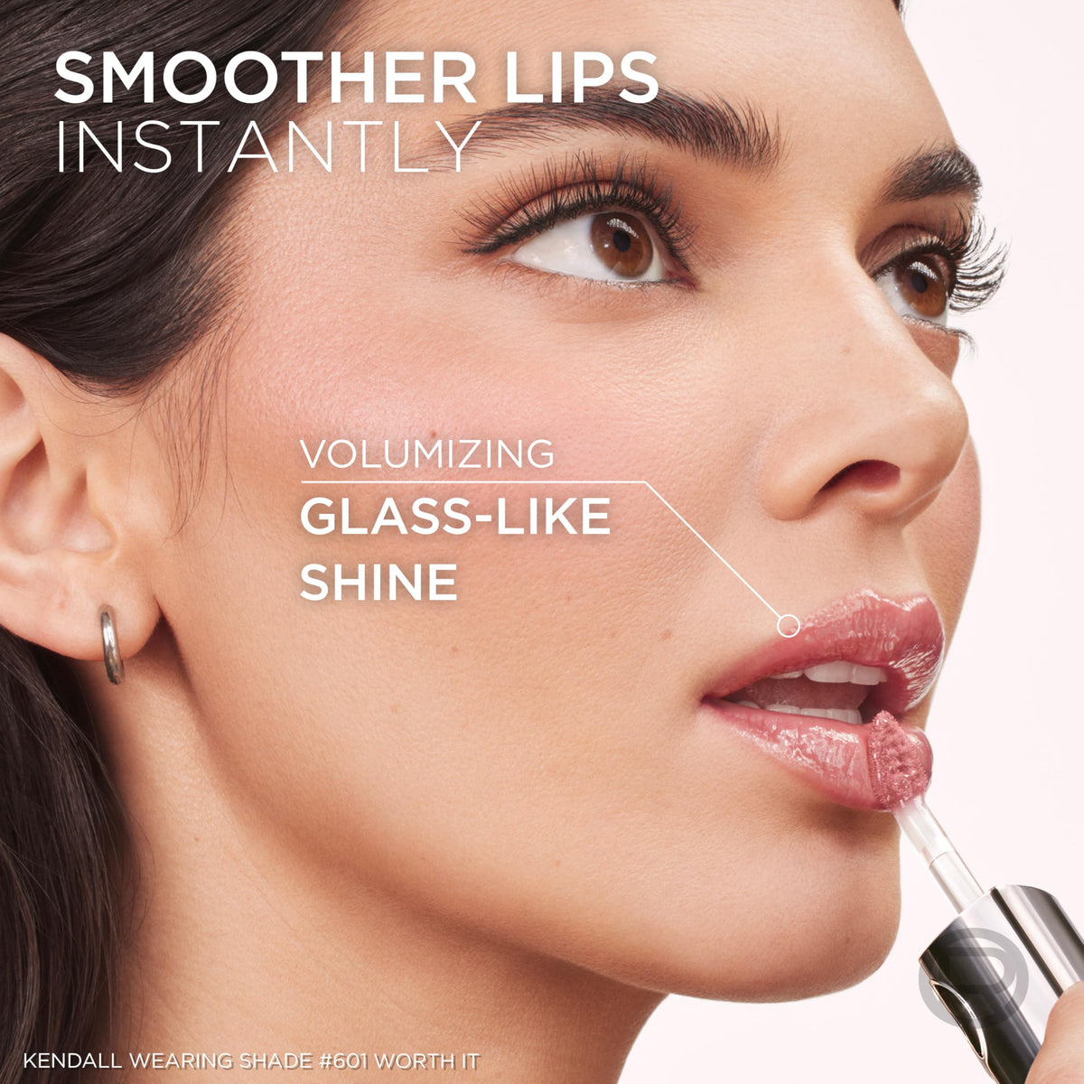 L'Oreal Paris close shot of ingredient label highlighting hyaluronic acid and peptides