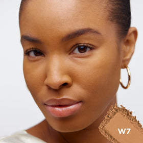 L'Oreal Paris close-up of pressed powder texture highlighting blendable micro-fine finish