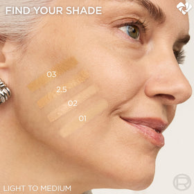 L'Oreal Paris teardrop applicator close-up highlighting precise, no-mess application