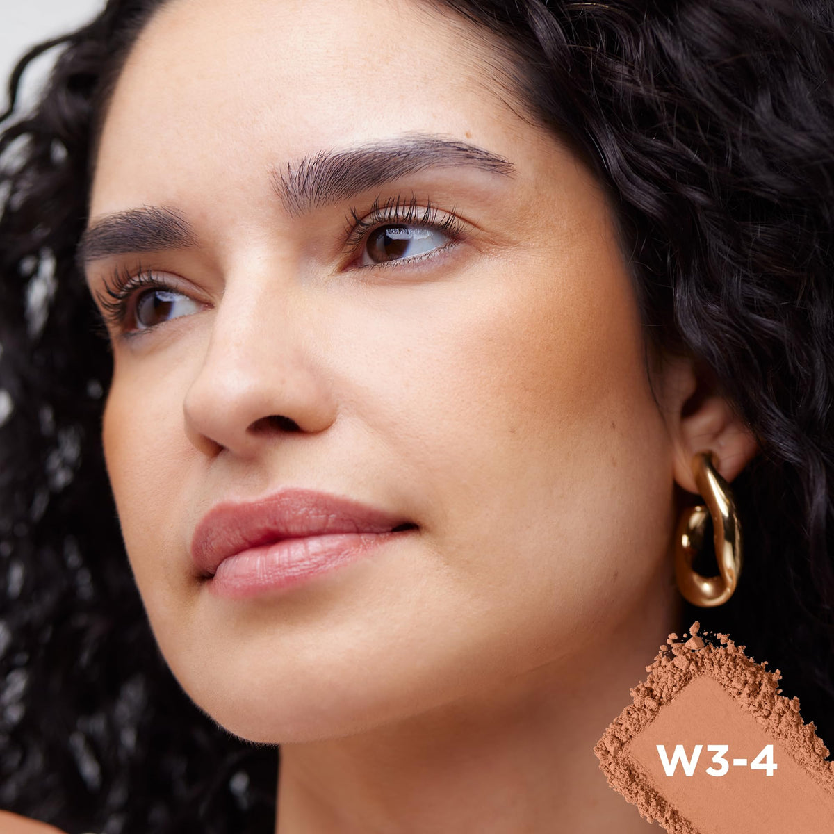 L'Oreal Paris swatch on skin demonstrating natural, buildable color