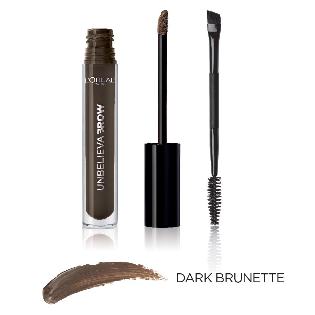 L'Oreal Paris application on brows demonstrating natural fullness