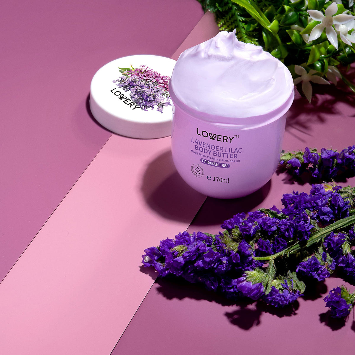 LOVERY hand applying cream showing fast absorption and hydrated skin