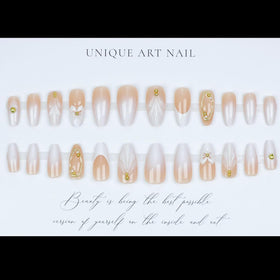LPOODDNU close-up of nail texture highlighting smooth finish and polish