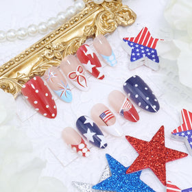 LRKNNO detailed accent nail with flag and star design for festive flair