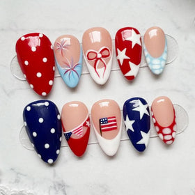 LRKNNO front packaging showing full 30-piece patriotic nail kit benefit quick setup