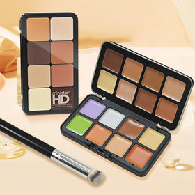LSxia palette next to hand for scale showing lightweight, pocket-friendly size