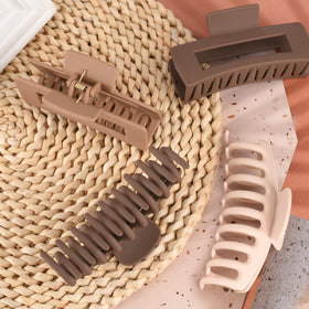 LuSeren four neutral color clips displayed to match many outfits