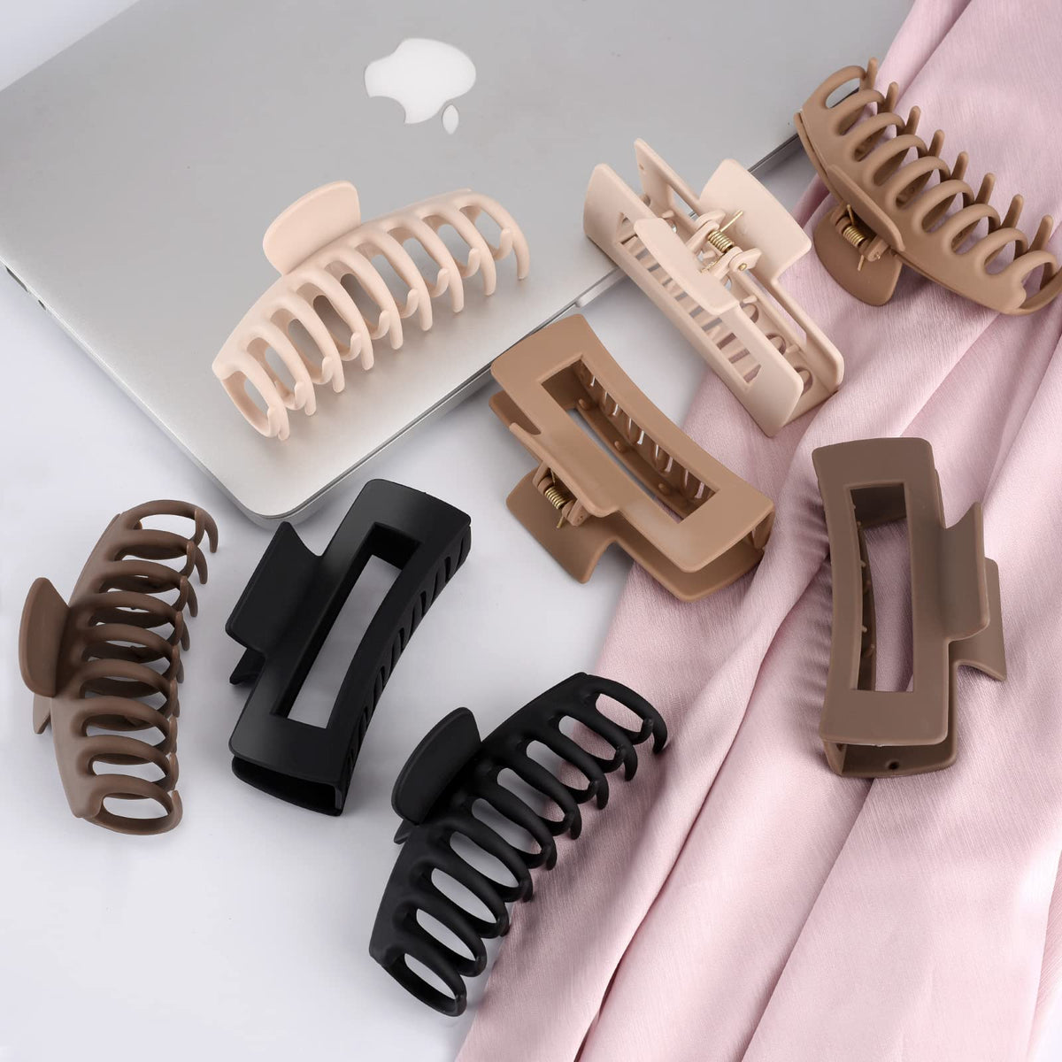 LuSeren premium gift box with clips arranged for an elegant presentation
