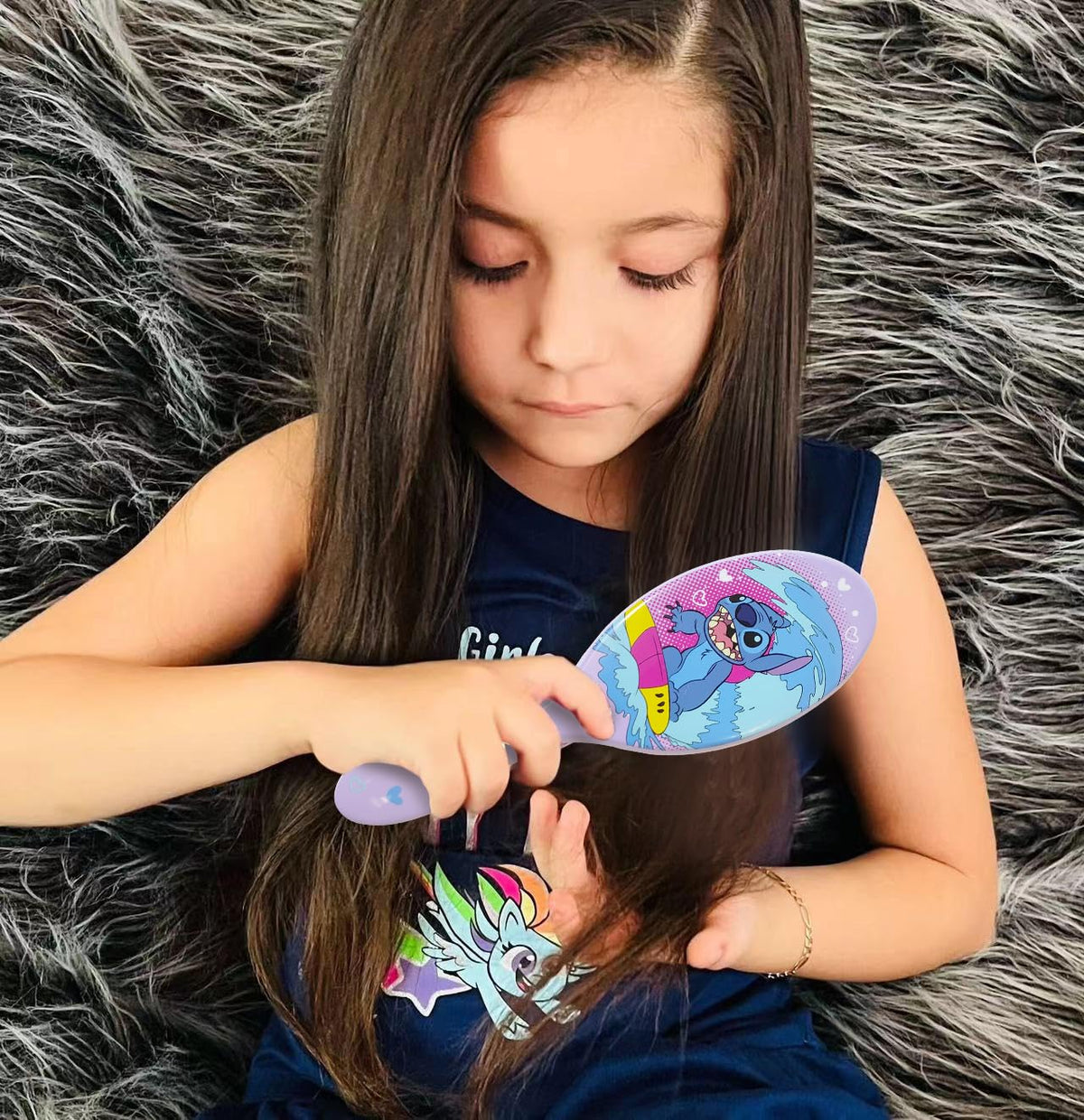 LUV HER brush bristle close-up showing rounded tips for gentle detangling