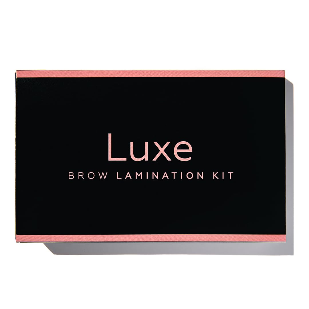 LUXE applicators and Y-shaped lifting tools close-up showing quality tools for controlled application benefit