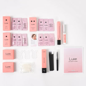 LUXE Y-shape tools and applicators flatlay for precise lash positioning