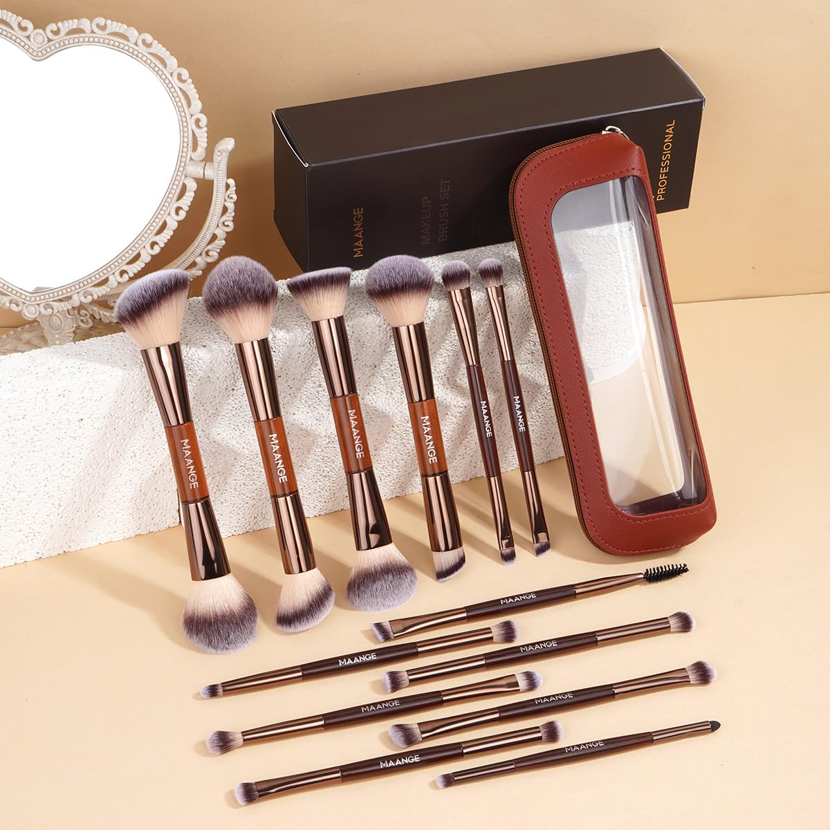 MAANGE close-up of dense bristles demonstrating smooth, streak-free blending