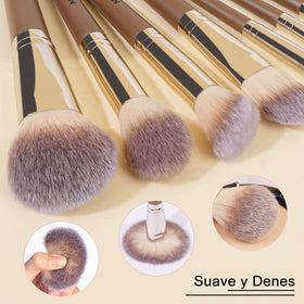 MAANGE full set laid out to display each brush type for easy selection